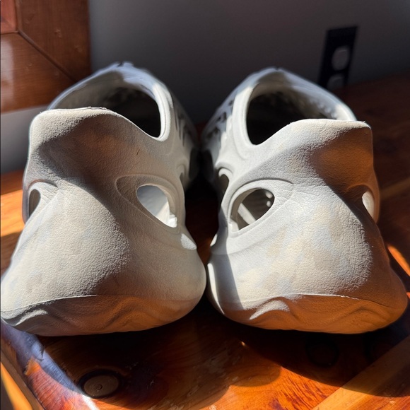 Adidas foam runner color is stone sage - Picture 8 of 8